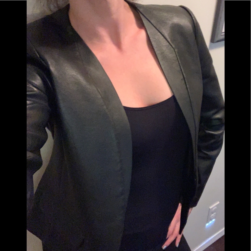 BCBG Cruz Faux Leather Blazer Jacket EUC - Picture 1 of 11